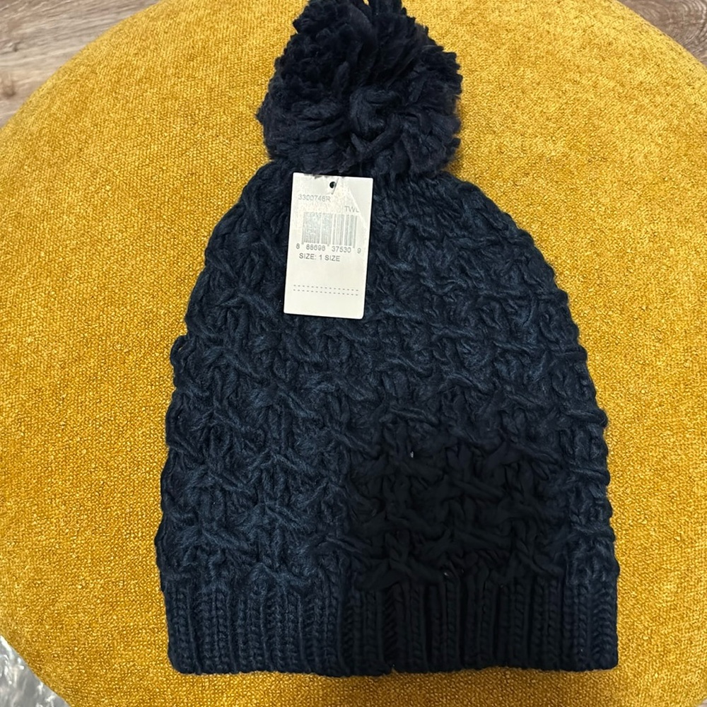 NWT Nine West Knit Beanie Hat Pom Pom Navy Blue